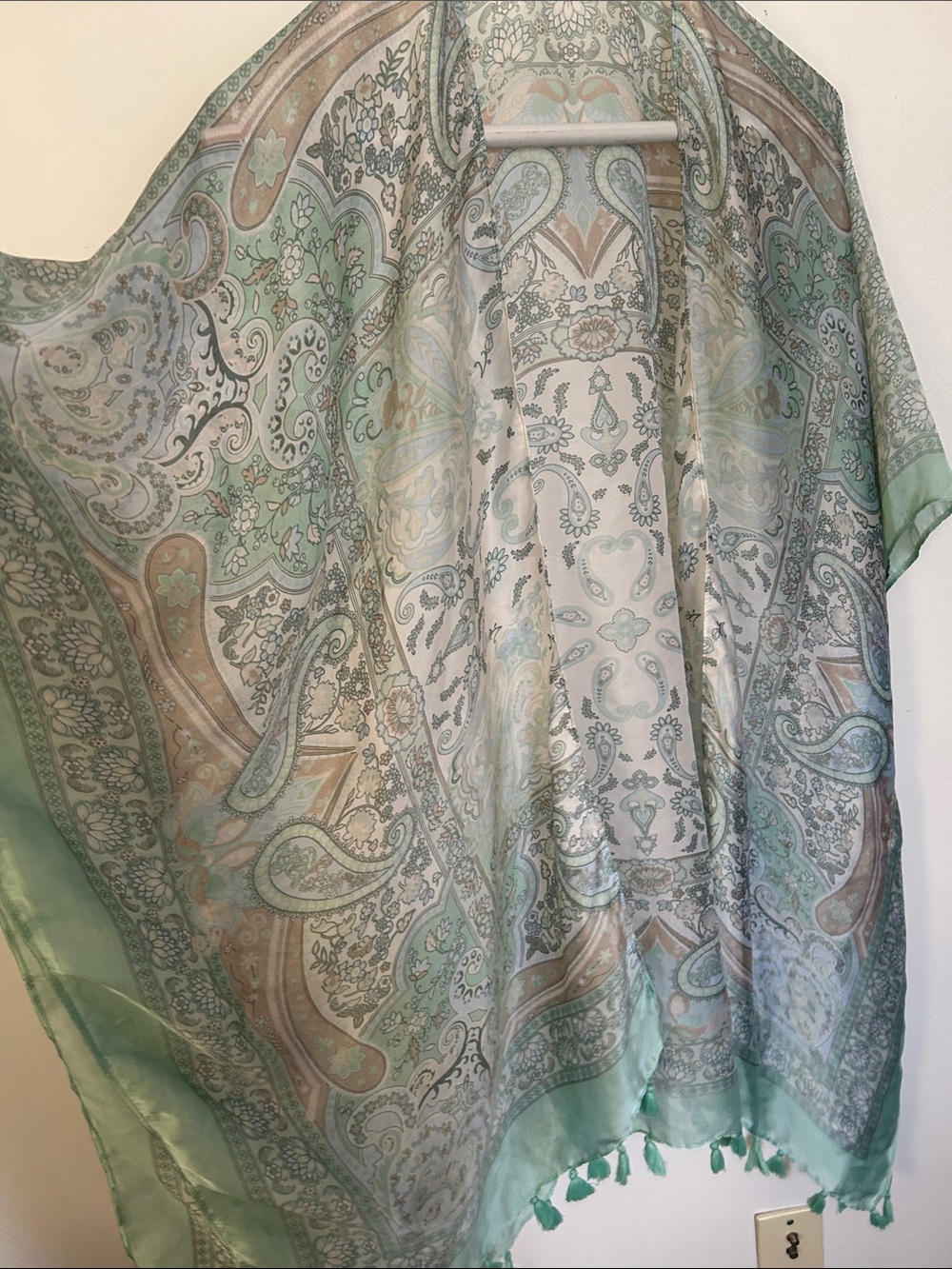 Gorgeous Mint Green Paisley Silk Duster